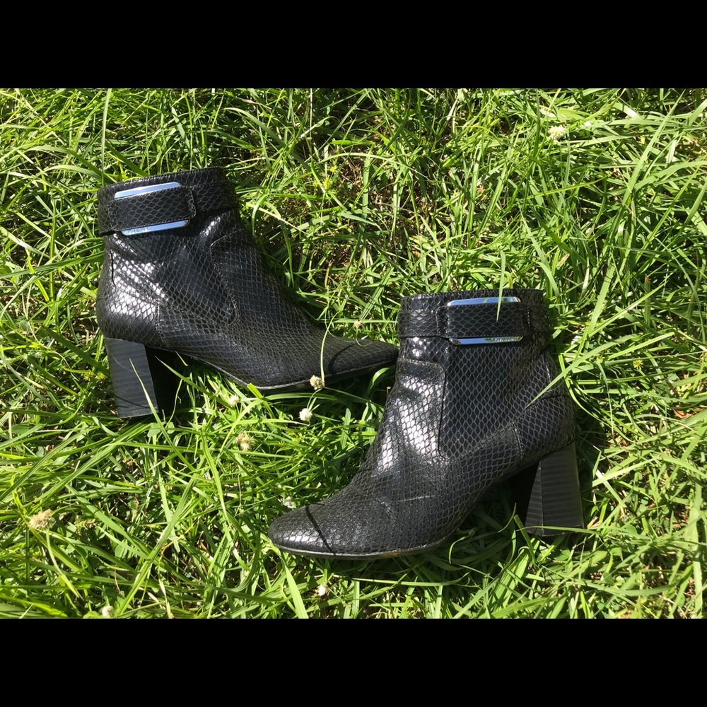 Calvin Klein Block Healed Booties